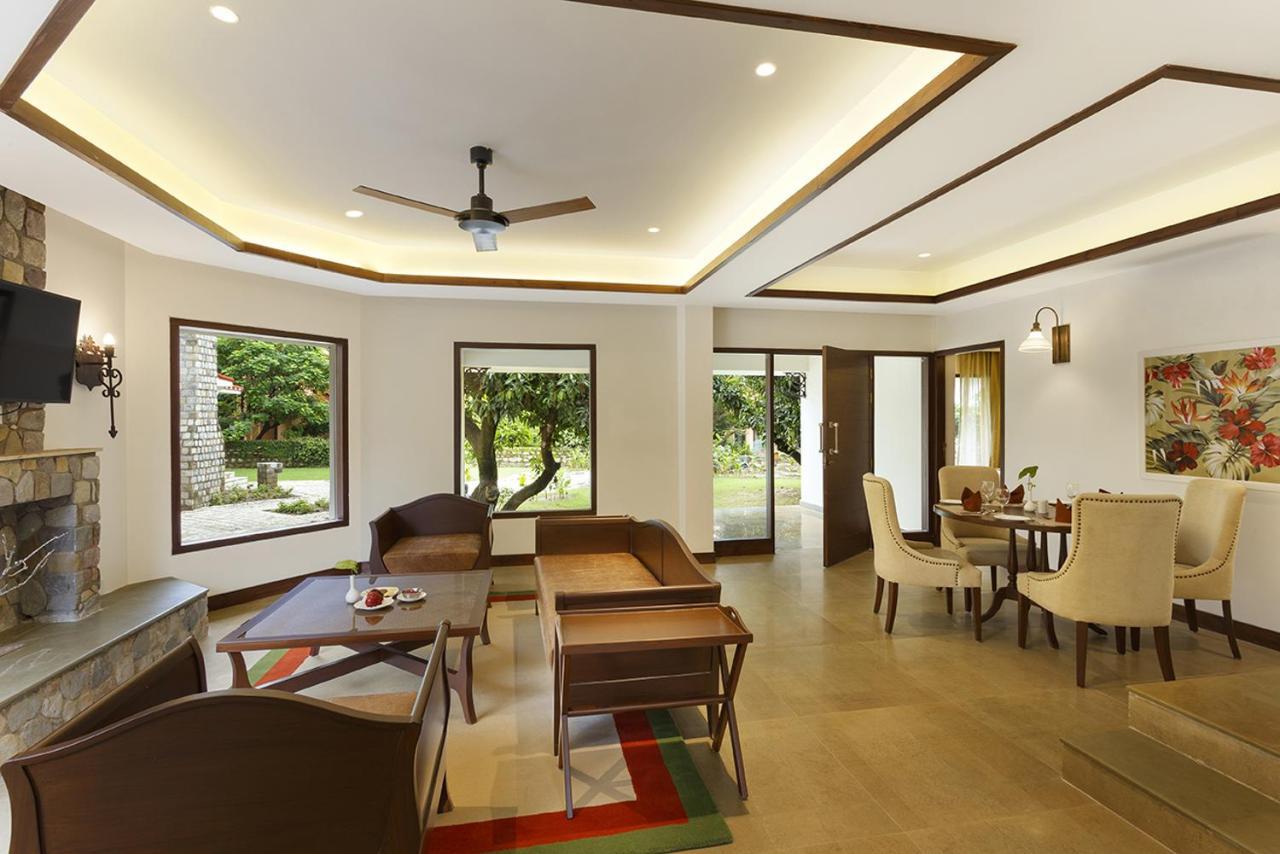 The Riverview Retreat Corbett By Leisure Hotels Garjia Екстериор снимка