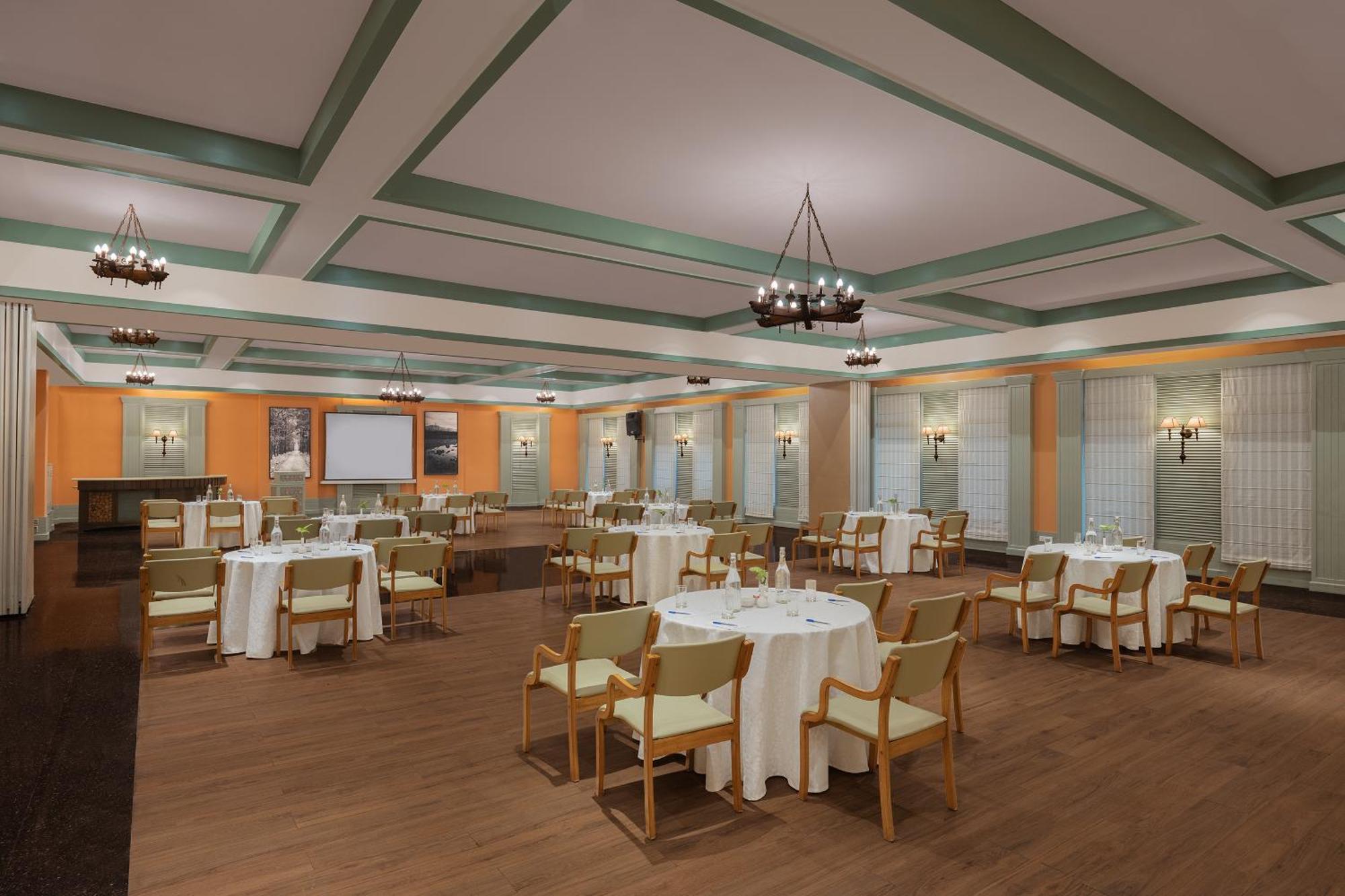 The Riverview Retreat Corbett By Leisure Hotels Garjia Екстериор снимка
