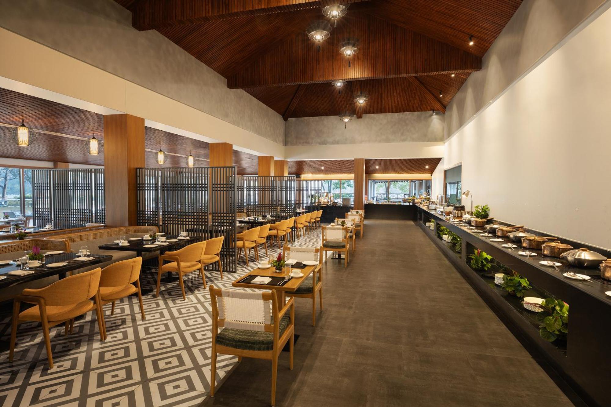 The Riverview Retreat Corbett By Leisure Hotels Garjia Екстериор снимка