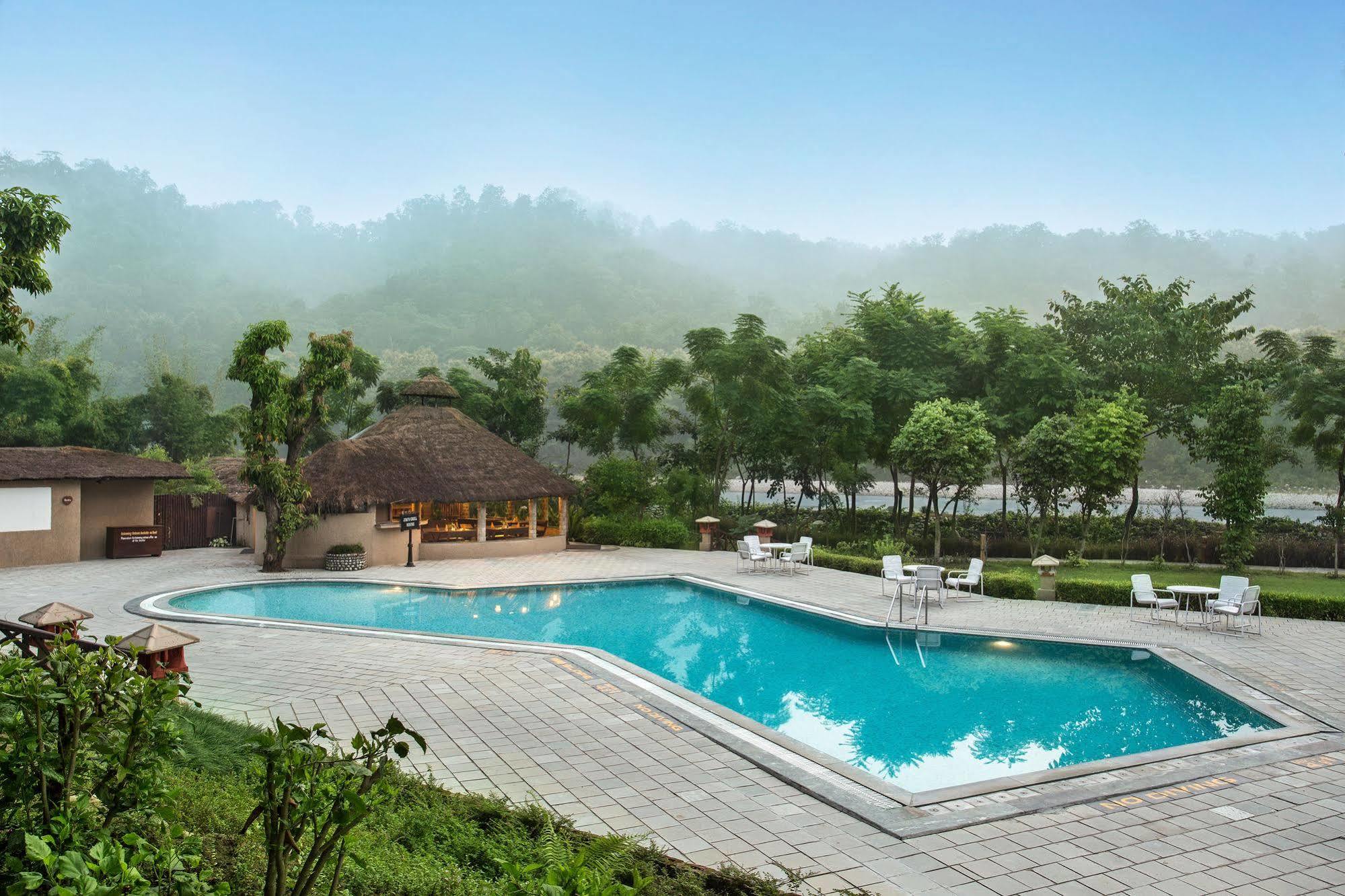 The Riverview Retreat Corbett By Leisure Hotels Garjia Екстериор снимка