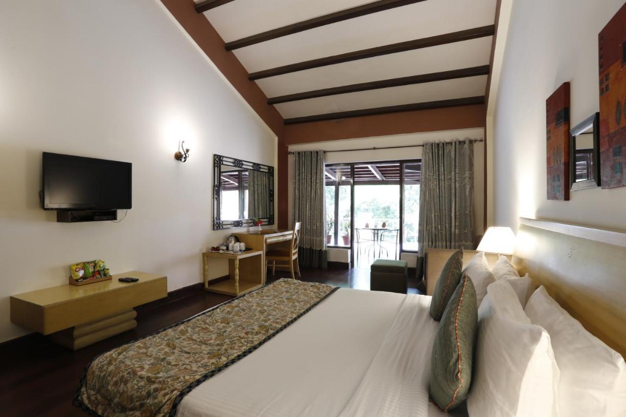 The Riverview Retreat Corbett By Leisure Hotels Garjia Екстериор снимка