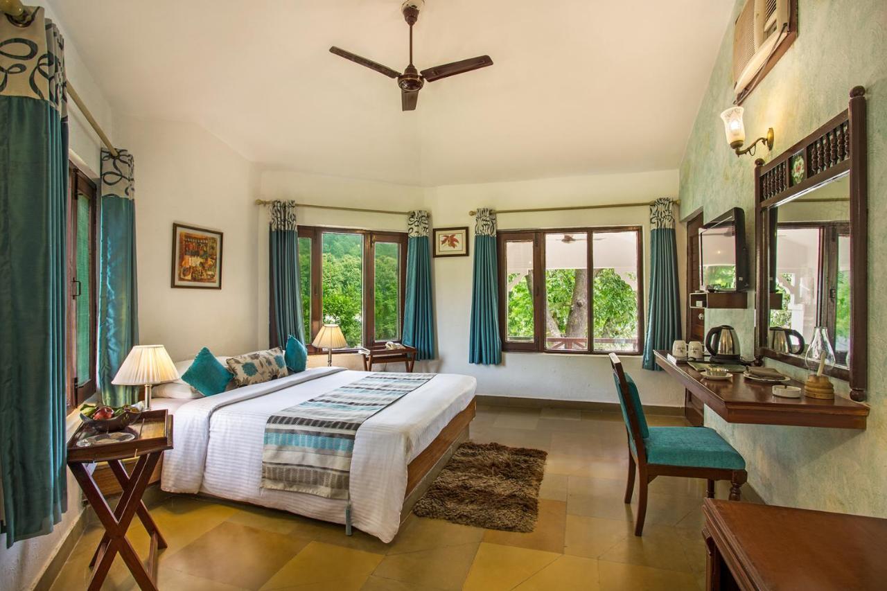 The Riverview Retreat Corbett By Leisure Hotels Garjia Екстериор снимка