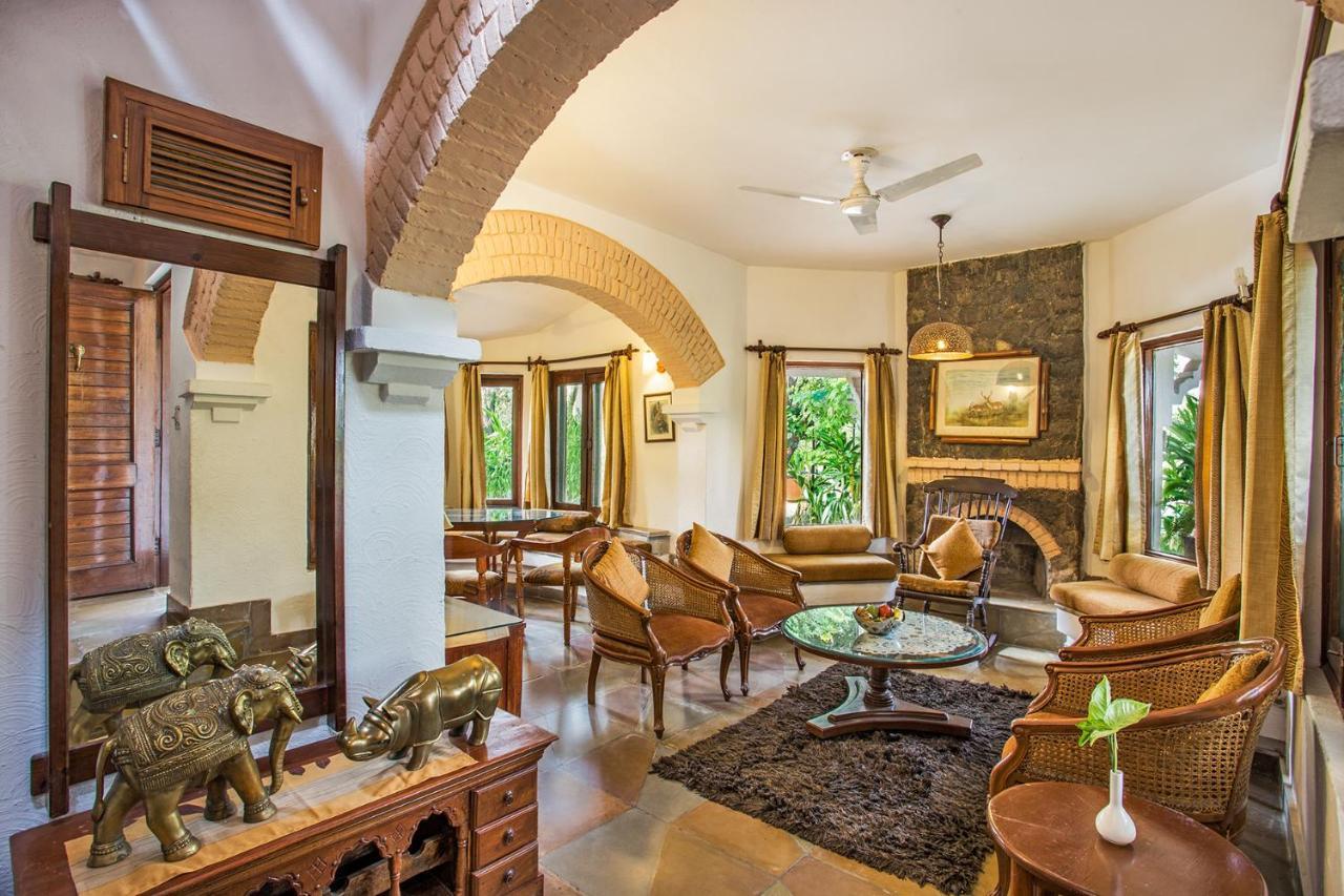The Riverview Retreat Corbett By Leisure Hotels Garjia Екстериор снимка